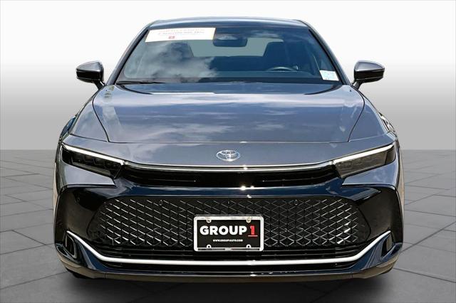 2024 Toyota Crown Platinum