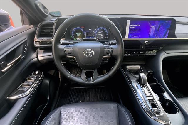 2024 Toyota Crown Platinum