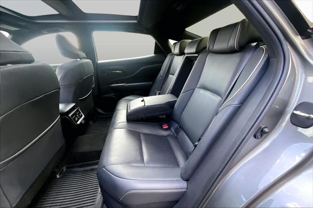 2024 Toyota Crown Platinum