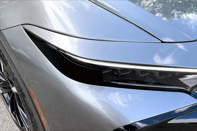 2024 Toyota Crown Platinum