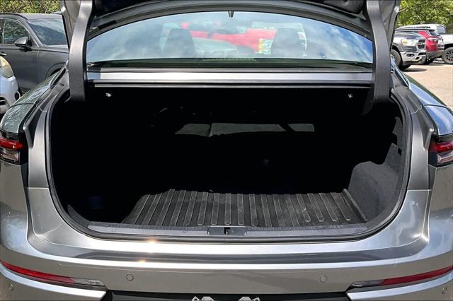 2024 Toyota Crown Platinum