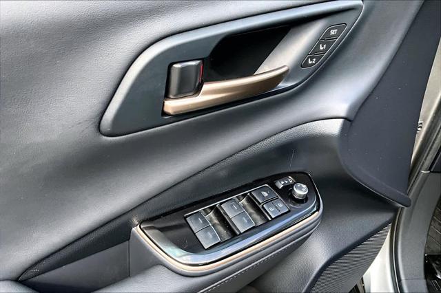 2024 Toyota Crown Platinum