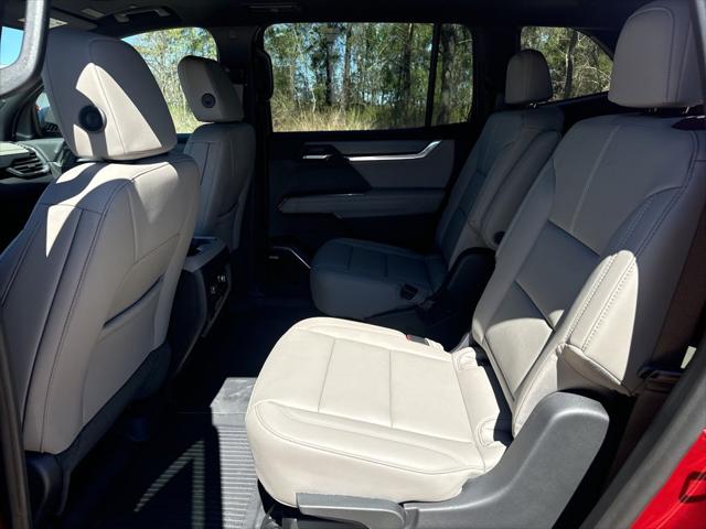 2026 GMC Acadia Elevation AWD