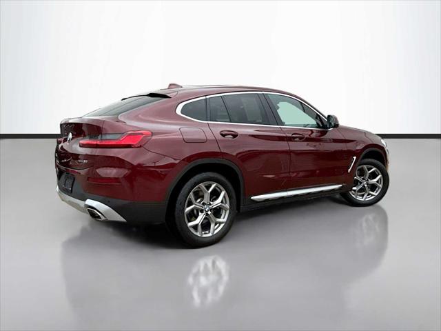 2025 BMW X4 xDrive30i