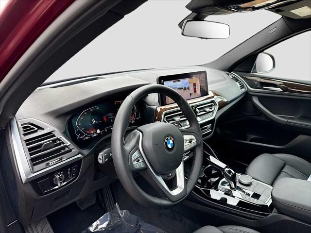 2025 BMW X4 xDrive30i