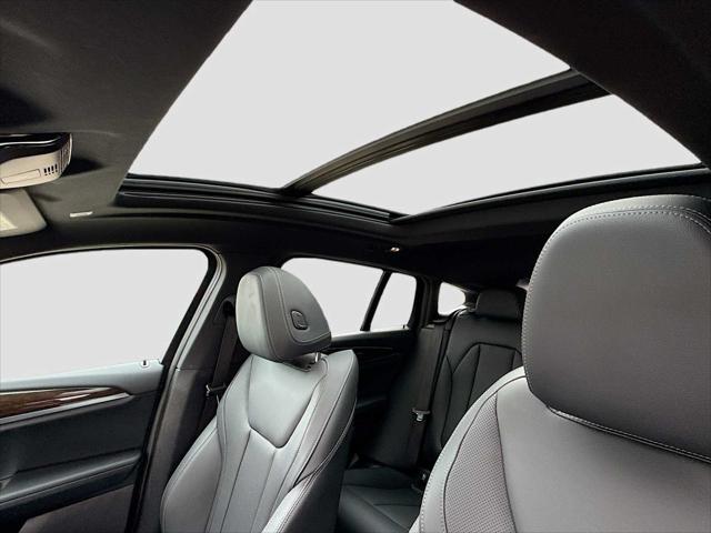 2025 BMW X4 xDrive30i