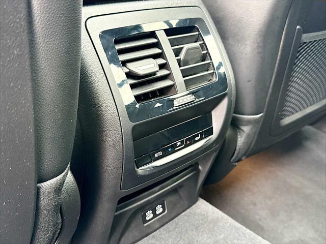 2025 BMW X4 xDrive30i