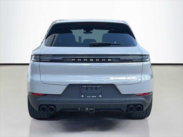 2024 Porsche Cayenne Unknown