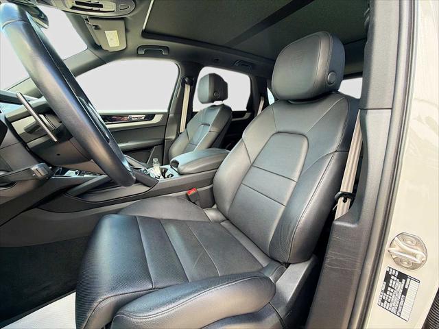 2024 Porsche Cayenne Unknown