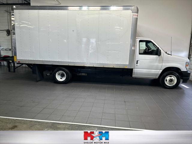 2024 Ford E-350 Cutaway E-350 DRW 158 WB for sale in Christiansburg, VA