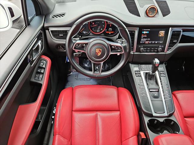 2018 Porsche Macan Base
