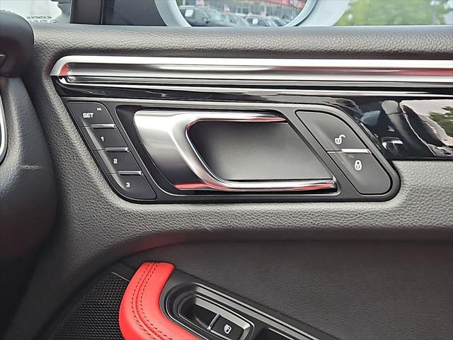 2018 Porsche Macan Base
