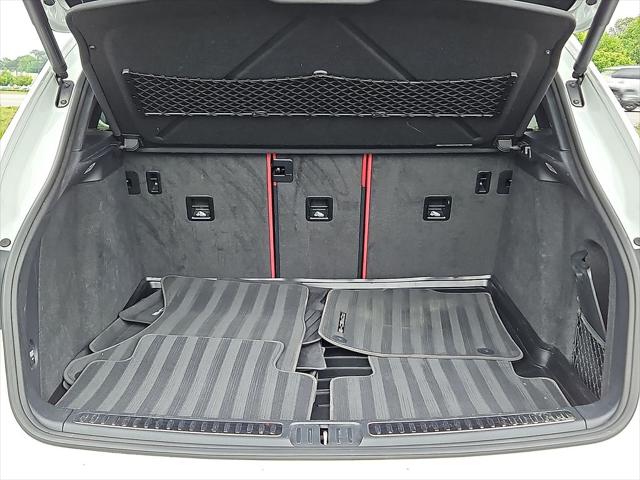 2018 Porsche Macan Base