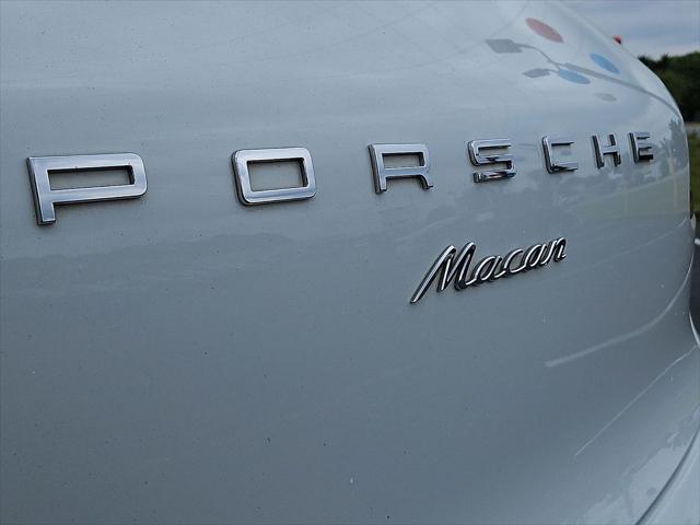 2018 Porsche Macan Base
