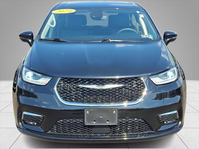 2024 Chrysler Pacifica Hybrid Select 2024 Chrysler Pacifica Hybrid Select