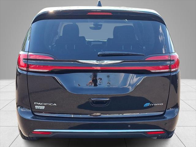 2024 Chrysler Pacifica Hybrid Select