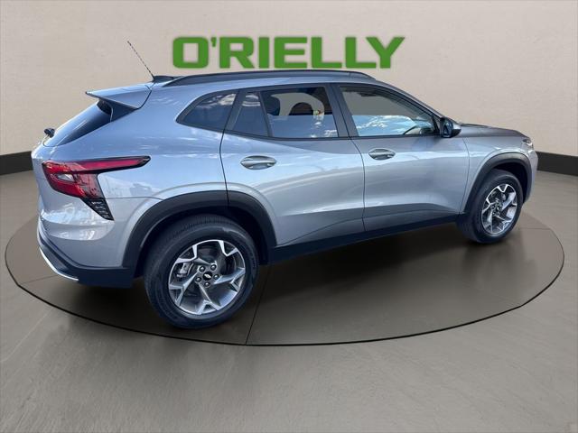2025 Chevrolet Trax FWD LT