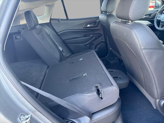 2025 Chevrolet Trax FWD LT