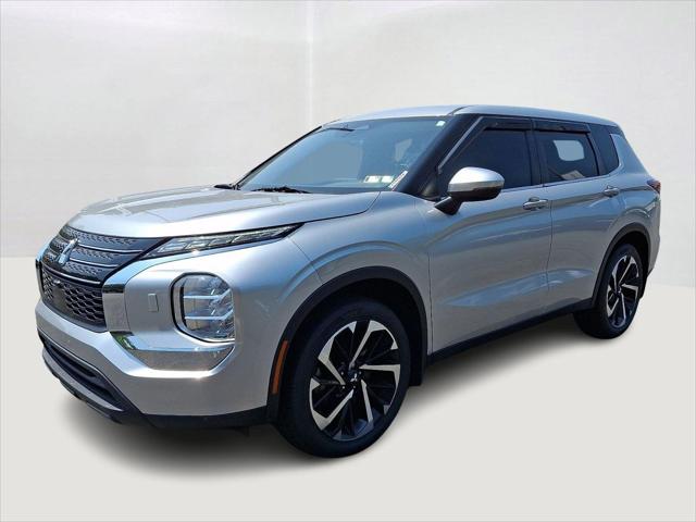 2022 Mitsubishi Outlander ES 2.5 S-AWC 2022 Mitsubishi Outlander ES 2.5 S-AWC