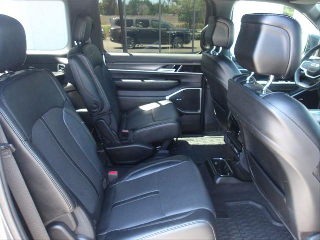2024 Jeep Wagoneer Series II 4x2