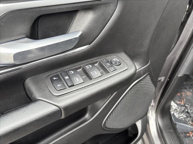 2022 Ram 1500 Big Horn Crew Cab 4x4 5'7" Box