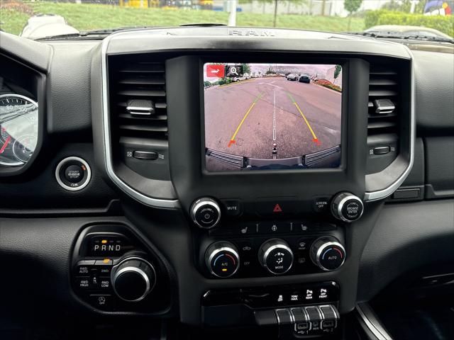 2022 Ram 1500 Big Horn Crew Cab 4x4 5'7" Box