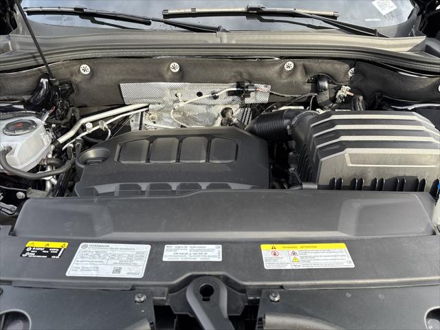 2024 Volkswagen Atlas 2.0T SEL Premium R-Line