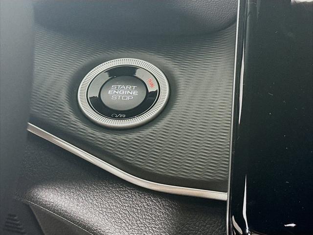 2025 Jeep Grand Cherokee Laredo X 4x4