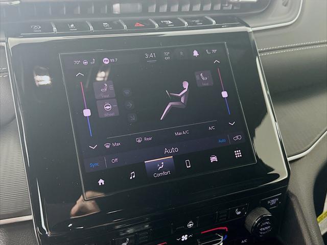 2025 Jeep Grand Cherokee Laredo X 4x4