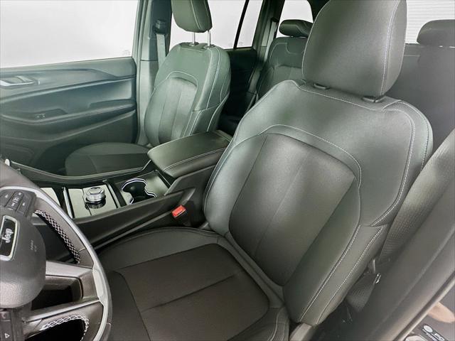 2025 Jeep Grand Cherokee Laredo X 4x4