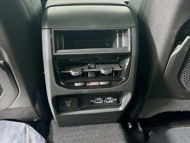 2025 Jeep Grand Cherokee Laredo X 4x4