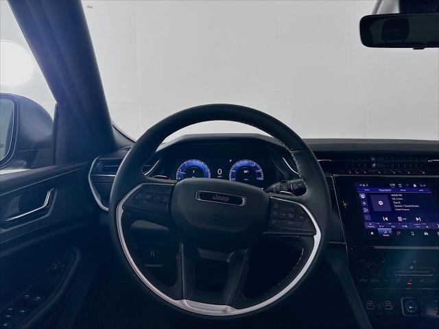 2025 Jeep Grand Cherokee L Laredo X 4x4