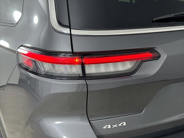 2025 Jeep Grand Cherokee L Laredo X 4x4