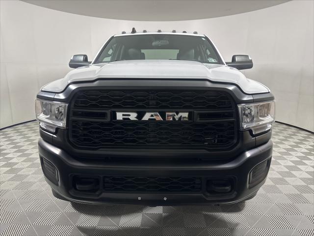 2022 RAM 2500 Tradesman Crew Cab 4x4 8 Box