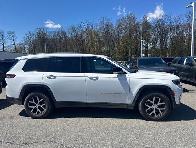 2023 Jeep Grand Cherokee L Limited 4x4 2023 Jeep Grand Cherokee L Limited 4x4