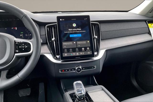 2026 Volvo XC90 Plug-In Hybrid Ultra, T8 AWD, Electric/Gasoline, Bright, 6 Seats