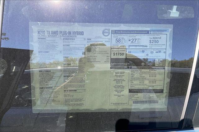 2026 Volvo XC90 Plug-In Hybrid Ultra, T8 AWD, Electric/Gasoline, Bright, 6 Seats