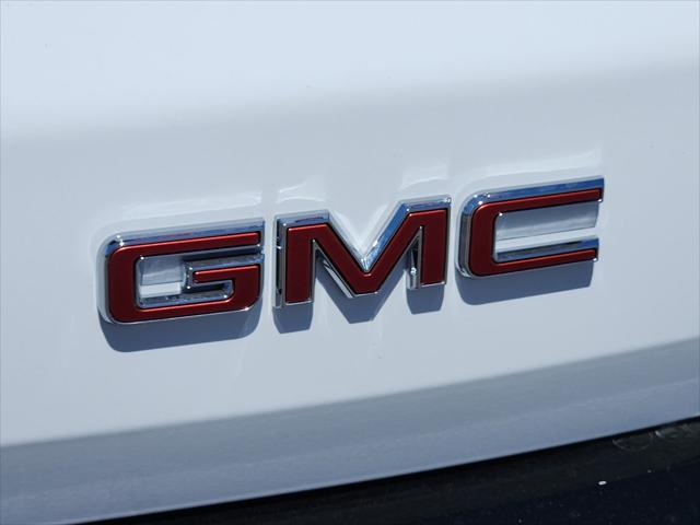 2026 GMC Acadia Denali FWD