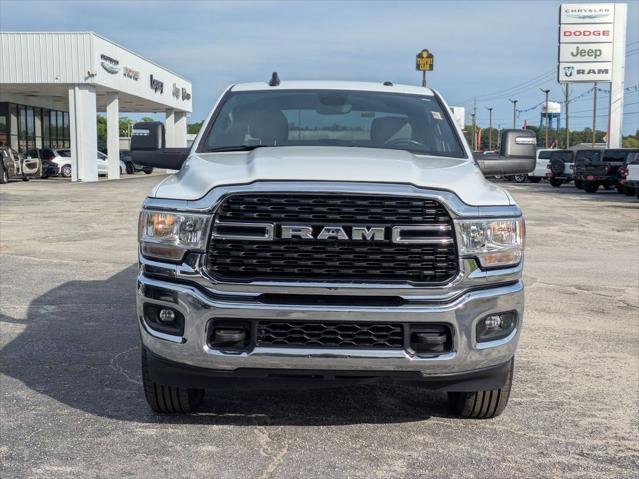 2024 Ram 3500 Big Horn Crew Cab 4x4 8' Box