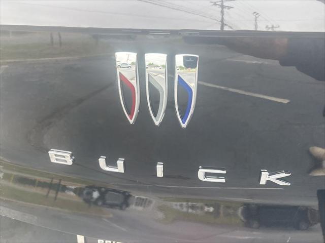 2026 Buick NV Preferred FWD