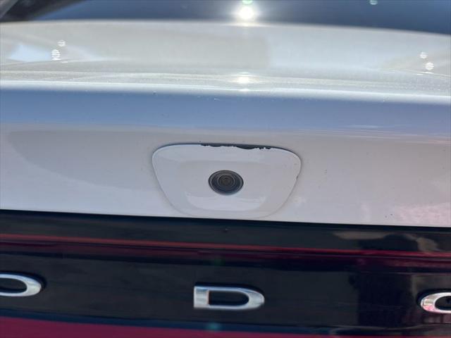 2020 Dodge Charger SXT RWD