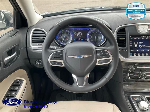 2017 Chrysler 300 Limited AWD