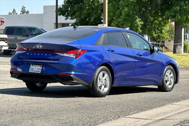 2022 Hyundai Elantra SE