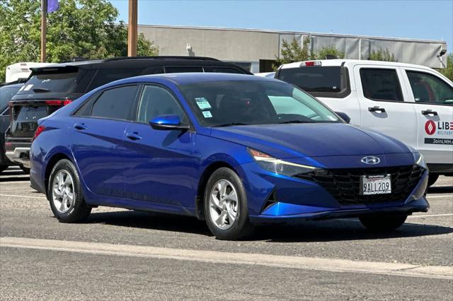 2022 Hyundai Elantra SE