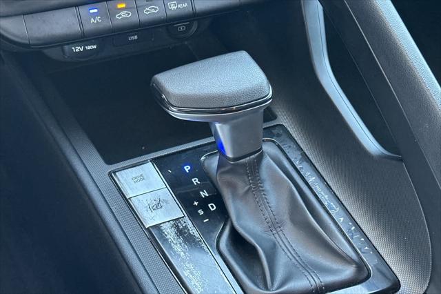 2022 Hyundai Elantra SE