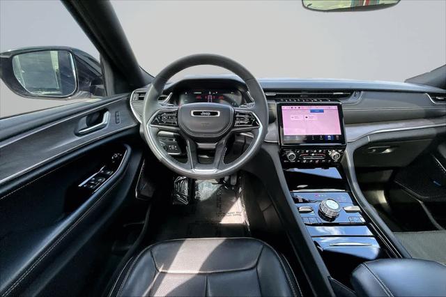2022 Jeep Grand Cherokee Overland 4x4