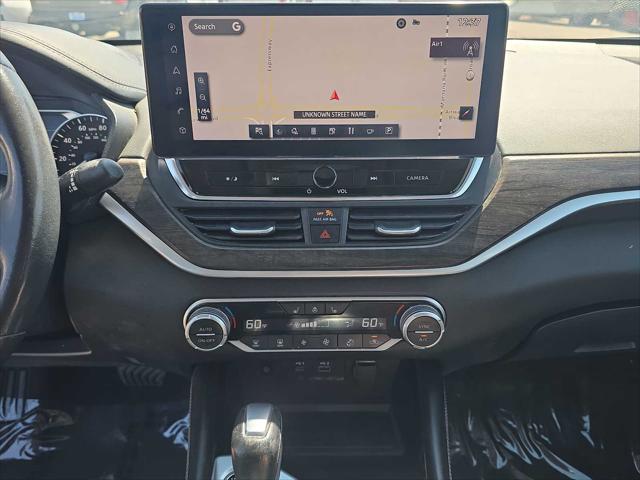 2023 Nissan Altima SL FWD