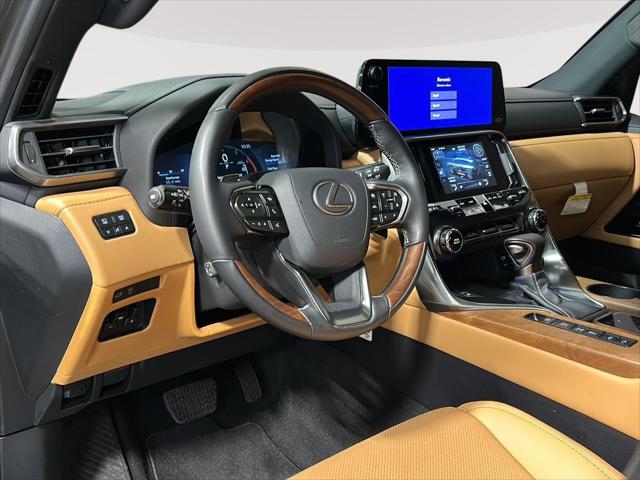 2025 Lexus LX Luxury