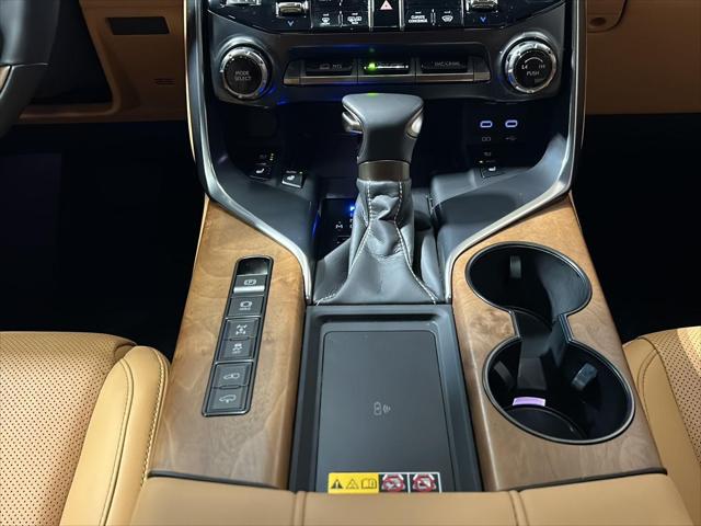 2025 Lexus LX Luxury