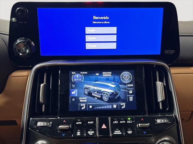2025 Lexus LX Luxury